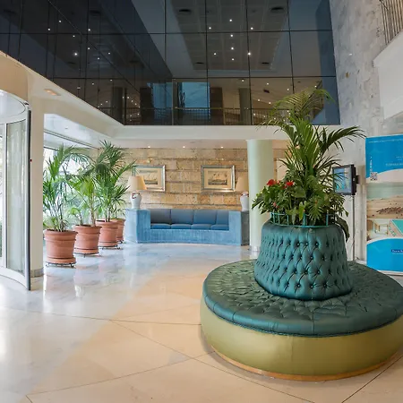 Hotel Playa Victoria