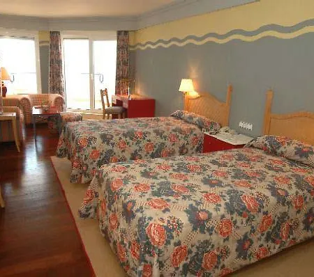ホテル Playa Victoria 4*