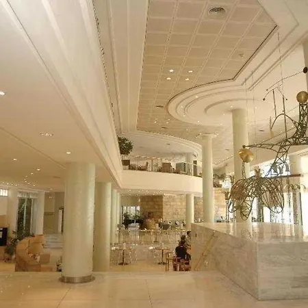 Playa Victoria Отель 4*