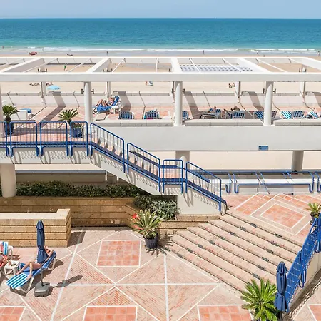 Hotel Playa Victoria