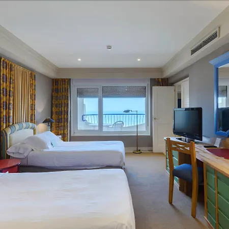 ホテル Playa Victoria カディス