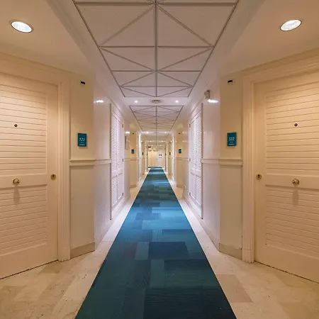 Playa Victoria 4* カディス