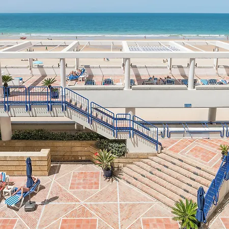 ホテル Playa Victoria カディス
