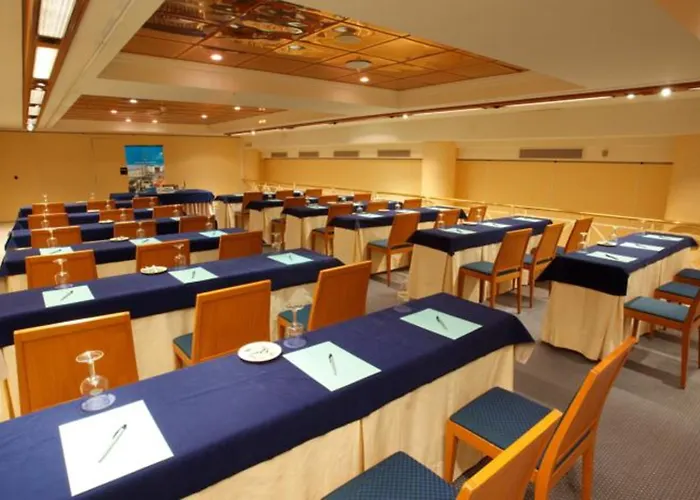 Playa Victoria Hotel