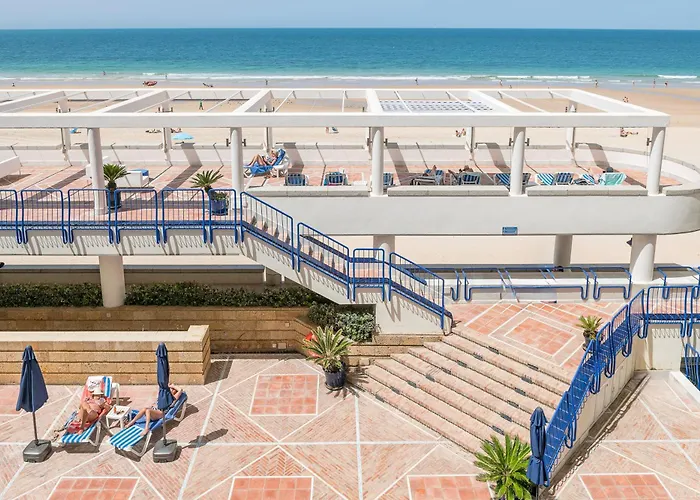 Hotel Playa Victoria