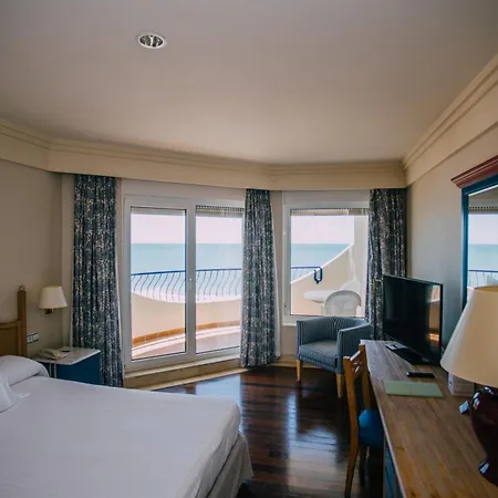 Playa Victoria 4* Cádiz