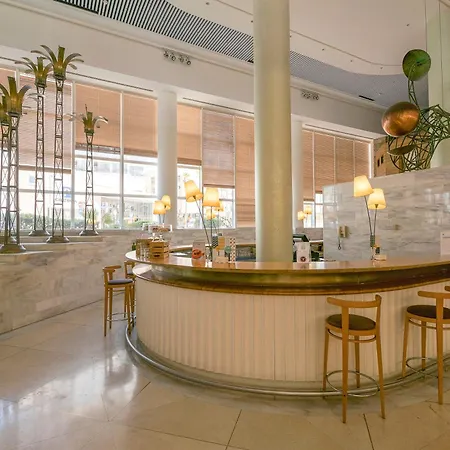 Playa Victoria Hotell