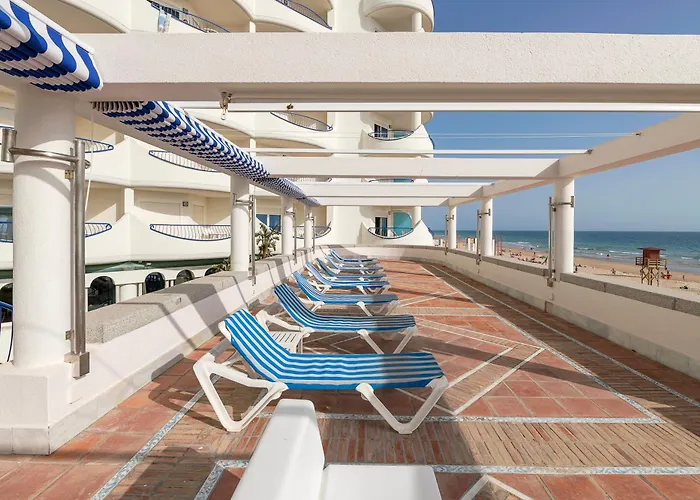 Hotel Playa Victoria 4*