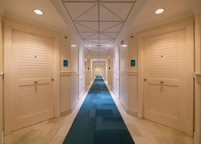 Hotel Playa Victoria